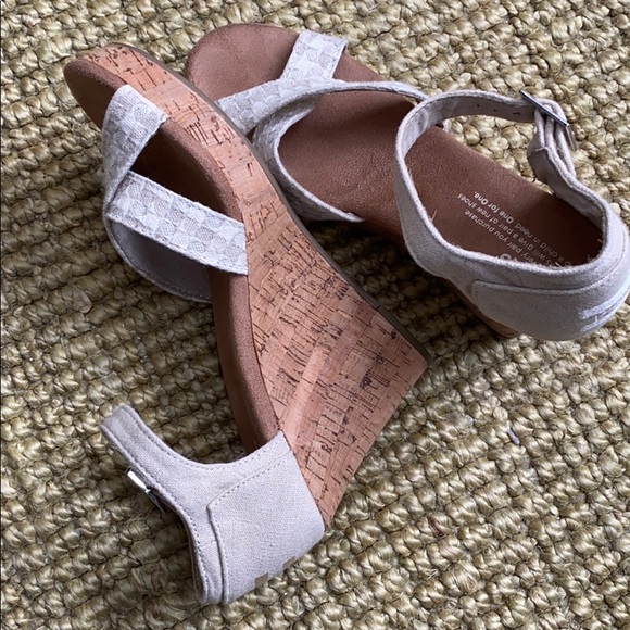 Toms Cork Wedge - Picture 3 of 4